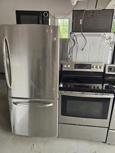 GE STAINLESS STEEL FRIDGE & stove set , View more