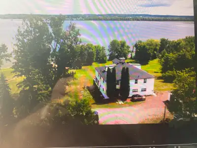 WOW, The dream place for relaxing. Once the MOLSON fishing domaine situated on the Ottawa River, at...