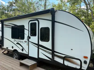 2018 Palomino Palomini 180FB (by Forest River) Awesome little starter camper…versatile and compact....