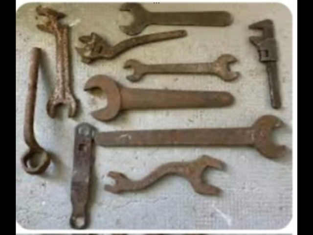 Je RECHERCHE clés antiques Victoriaville  dans Outils à main  à Victoriaville