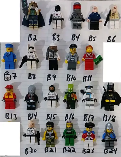 Minifigurines LEGO 10$ chacune (voir photos), View more