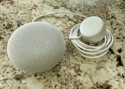 google home nest 2ième génération, View more