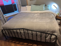  Oversized king UGG comforter  