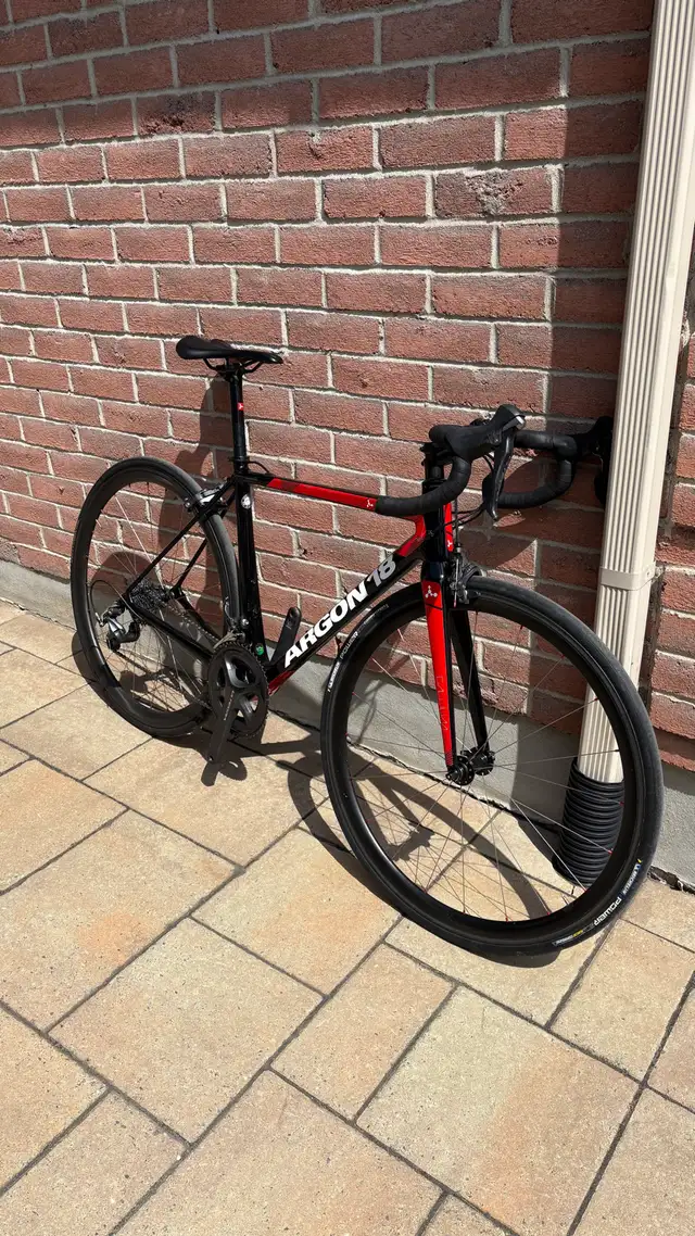 Road Bike: 2014 Argon 18 Gallium (Size Small) in Road in Ottawa - Image 6