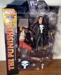 Diamond Select Toys Marvel Select: Punisher Action Figure