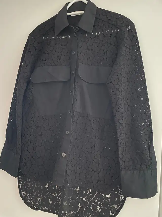 ZARA woman’s jacket in Women's - Tops & Outerwear in City of Toronto - Image 2