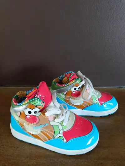 Super fun Size 7 (USA) Reebok Jam Series Mr Potato sneakers. Small scuff on right shoe. Otherwise gr...