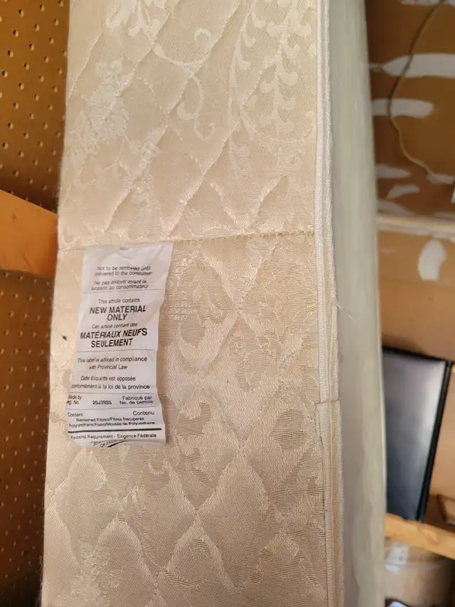 Free Queen Mattress and Spring box in Free Stuff in Oshawa / Durham Region - Image 4