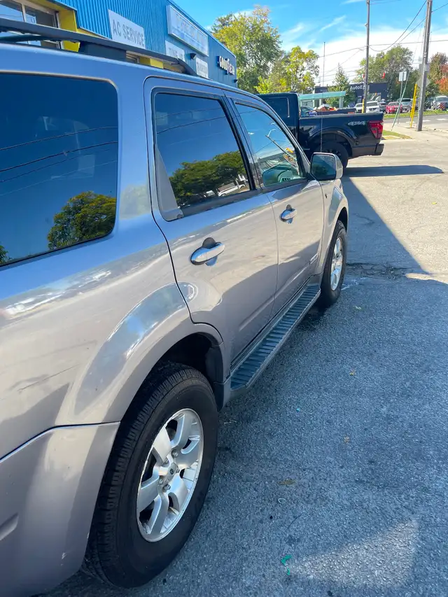 Ford Escape596423571953438723