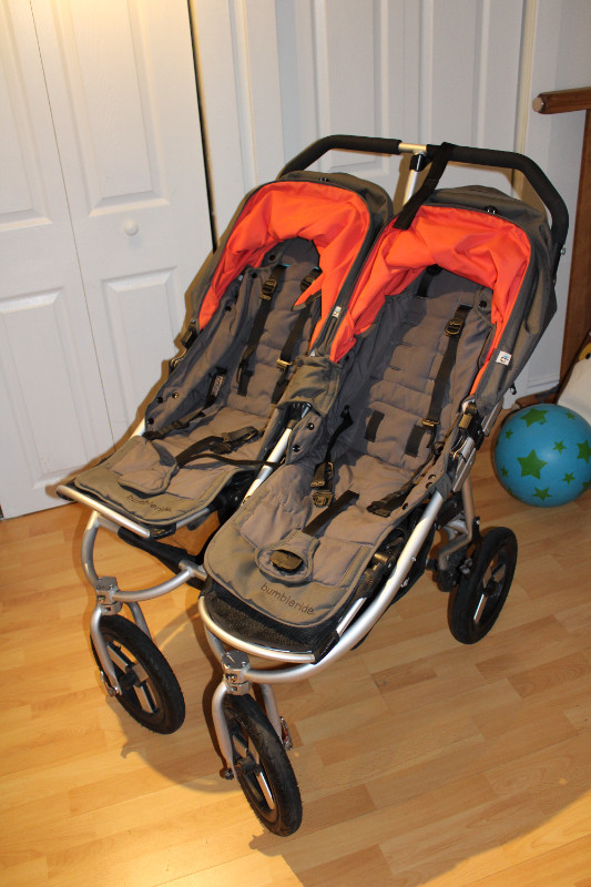 Poussette/Stroller double Indie Twin de Bumbleride à vendre dans Poussettes, porte-bébés et sièges d'auto  à Ville de Montréal - Image 3