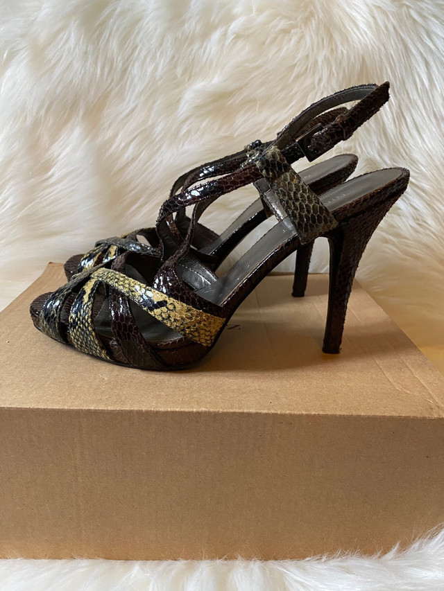 Nine West leather heels/sandals  dans Femmes - Chaussures  à St. Catharines - Image 3