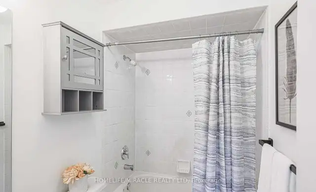 1 Bedroom on Upper floor for rent63849107740931120
