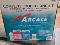 Pool closing kit