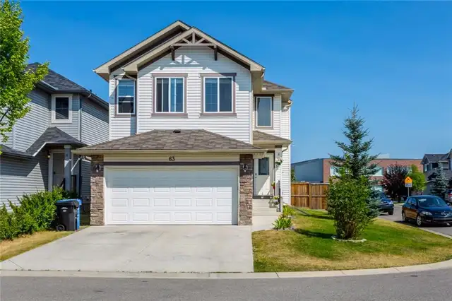 2-STOREY, 3 BED, 3.5 BATH, BONUS ROOM, ATTACHED GARAGE & DEVEOPE in Long Term Rentals in Calgary - Image 2