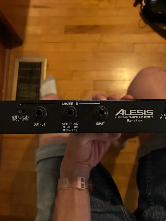 Alesis 3630 compressor in Pro Audio & Recording Equipment in Dartmouth - Image 6