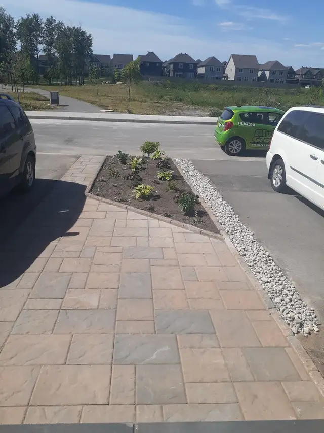 LANDSCAPING AND INT. SERVICES62863253719809123