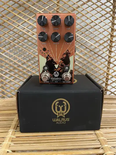 Walrus Audio Monumental Tremolo, View more