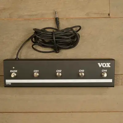 The Vox VFS5 is a durable 5-button foot controller designed for Vox modeling amplifiers. It allows g...