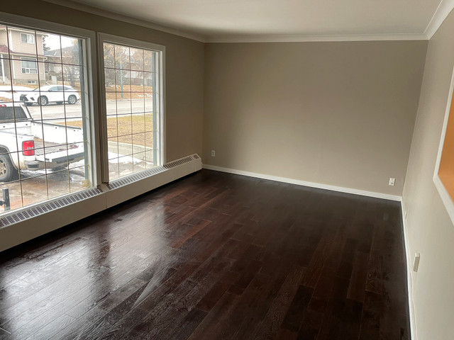 2bdrm Main Level in Long Term Rentals in Calgary