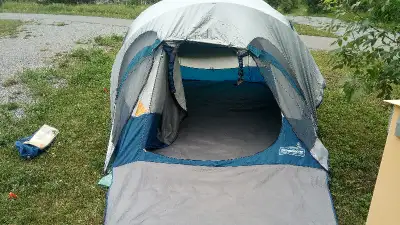 4 Person Broadstone Dome Tent - excellent condition, View more