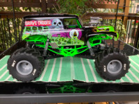 Rc truck with sound