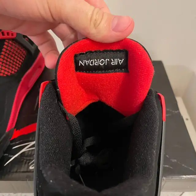 Brand New Air Jordan 4 Red Thunder – Size 9/9.5 US (with Box) in Men's Shoes in City of Toronto - Image 7
