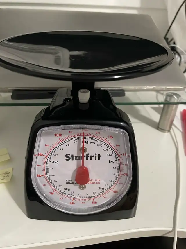 Kitchen scale62865712571266127