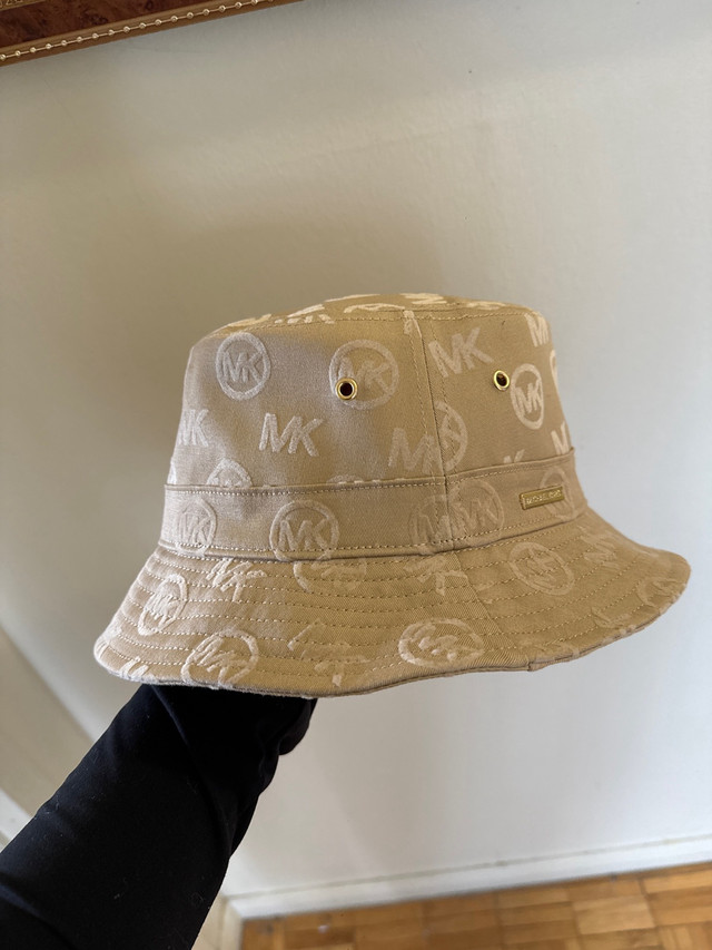 Micheal Kors Hat in Women's - Other in City of Toronto - Image 2