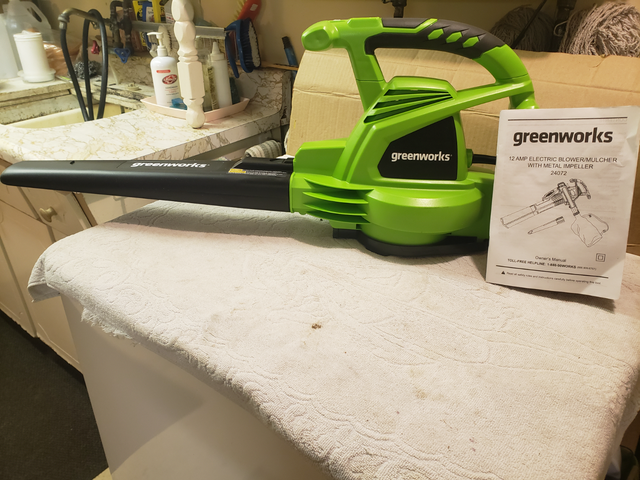 ELECTRIC VACUM & BLOWER in Other in City of Toronto - Image 3