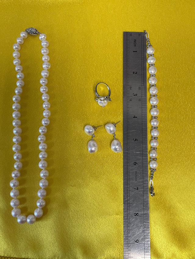 4 Items Genuine Natural white 9-10mm Round South Sea Necklace 18 in Jewellery & Watches in Ottawa - Image 4