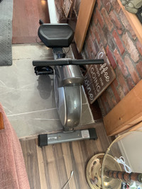 Sunny Rowing Machine/ Practically New