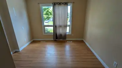 Private room for rent - Near Georgian college