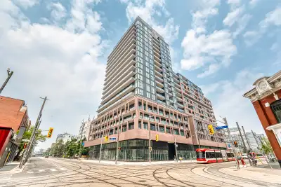 Dufferin and King Studio Condo Unit Available For Rent at TRT
