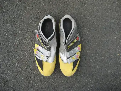 Diadora clipless pedal shoes size 42 European, View more