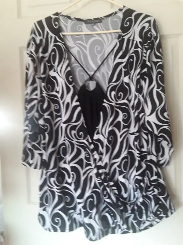 Woman's Size 24W  Black Pants - Bootcut, Comfort Waist - NEW in Women's - Bottoms in City of Toronto - Image 10