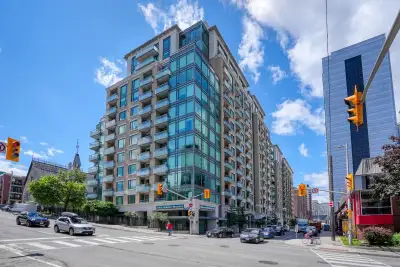 Beautiful 2 bed, 2 bath condo for rent Downtown Ottawa!