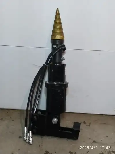 Brand new, hydraulic wood drill/ splitter 25 mm (1") pins Complete with hydraulic hoses * Last one*
