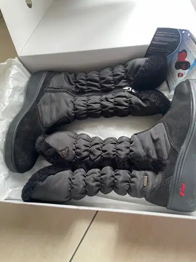 Pajar ladies boots, View more