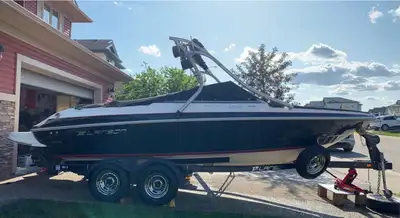 Low hours,One owner, fresh water only, good condition Professionally installed stereo system with am...