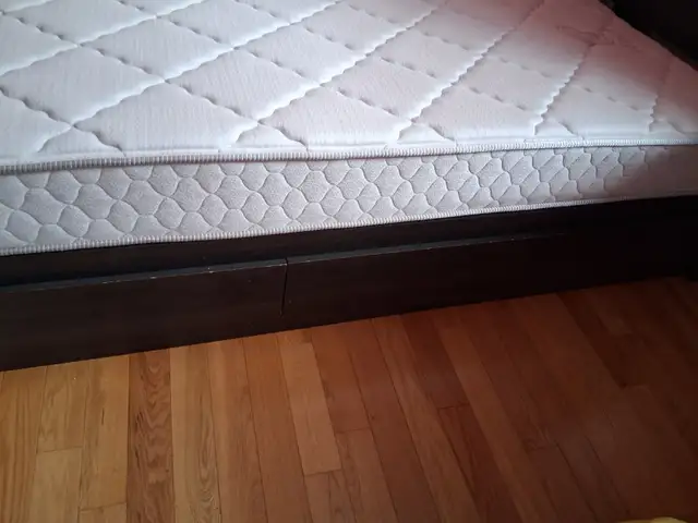 Lit enfant avec matelas et beaucoup de rangement in Beds & Mattresses in Longueuil / South Shore - Image 4