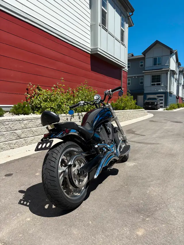 Victory Kingpin in Street, Cruisers & Choppers in Kelowna - Image 3