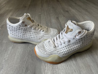 Nike Kobe 10 EXT Mid White Gum