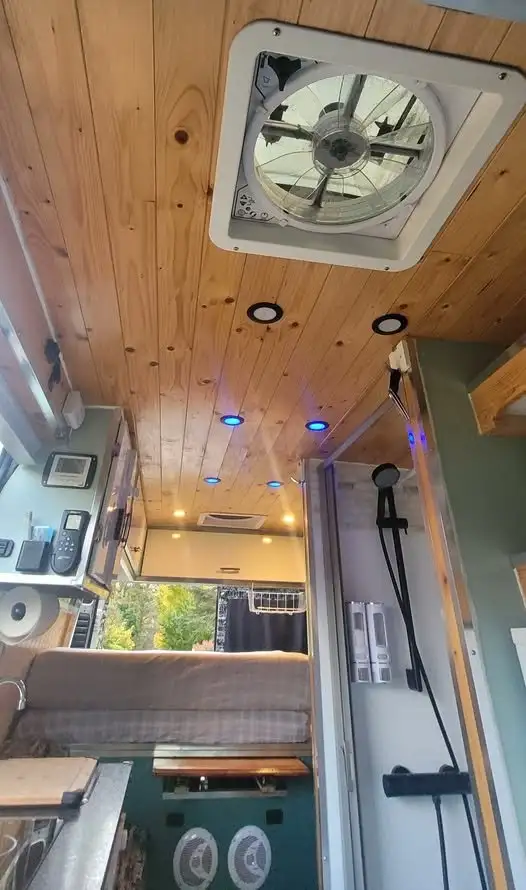 Class B Promaster 2018 vr motorisé in RVs & Motorhomes in Shawinigan - Image 8