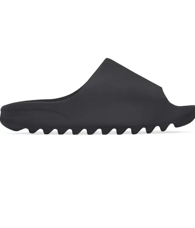 Yeezy slides adidas 11US in Men's Shoes in West Island - Image 3