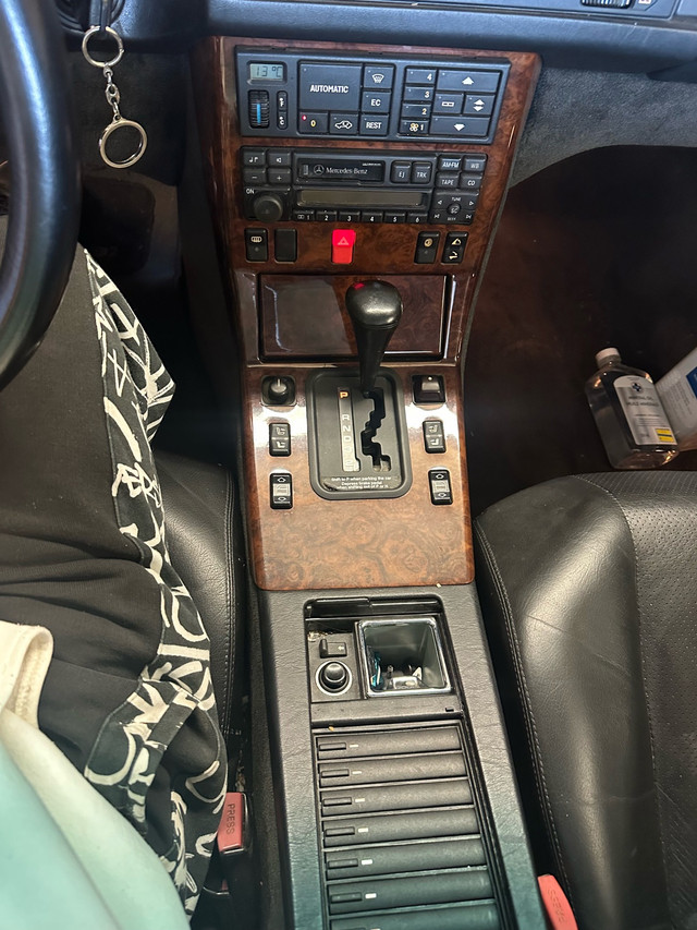 1994 Mercedes SL 500 LOW 74000 km in Cars & Trucks in Calgary - Image 4