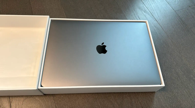 MacBook Air M1 (2020) – 8GB / 256GB, View more