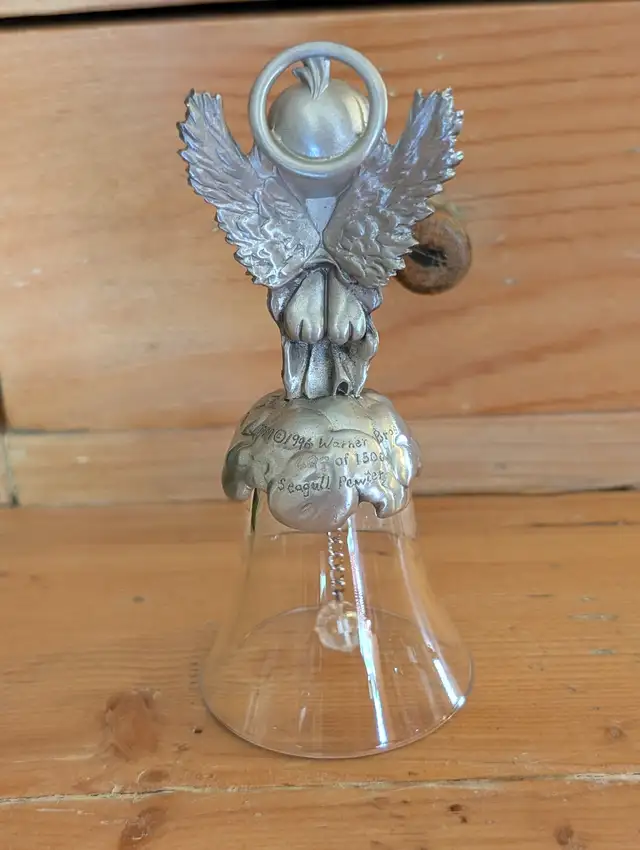 Looney Tunes TWEETY Trinket Box & Pewter bell($25 total) in Arts & Collectibles in London - Image 8