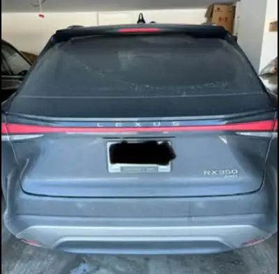 Around 68,300km selling my suv because I am switching vehicles. Camel/brown colour interior. Great c...