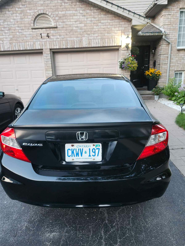 2012 Honda Civic Manual transmission  in Cars & Trucks in Kitchener / Waterloo - Image 3