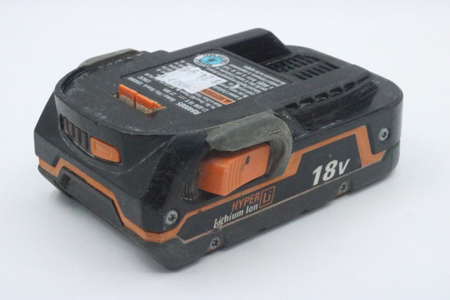 AC840085 18V Hyper™ Lithium Compact Battery (#38027-1) in Power Tools in City of Halifax
